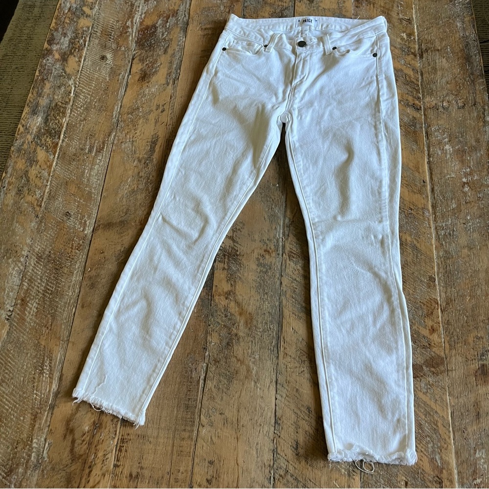 Paige white verdugo jeans size 28